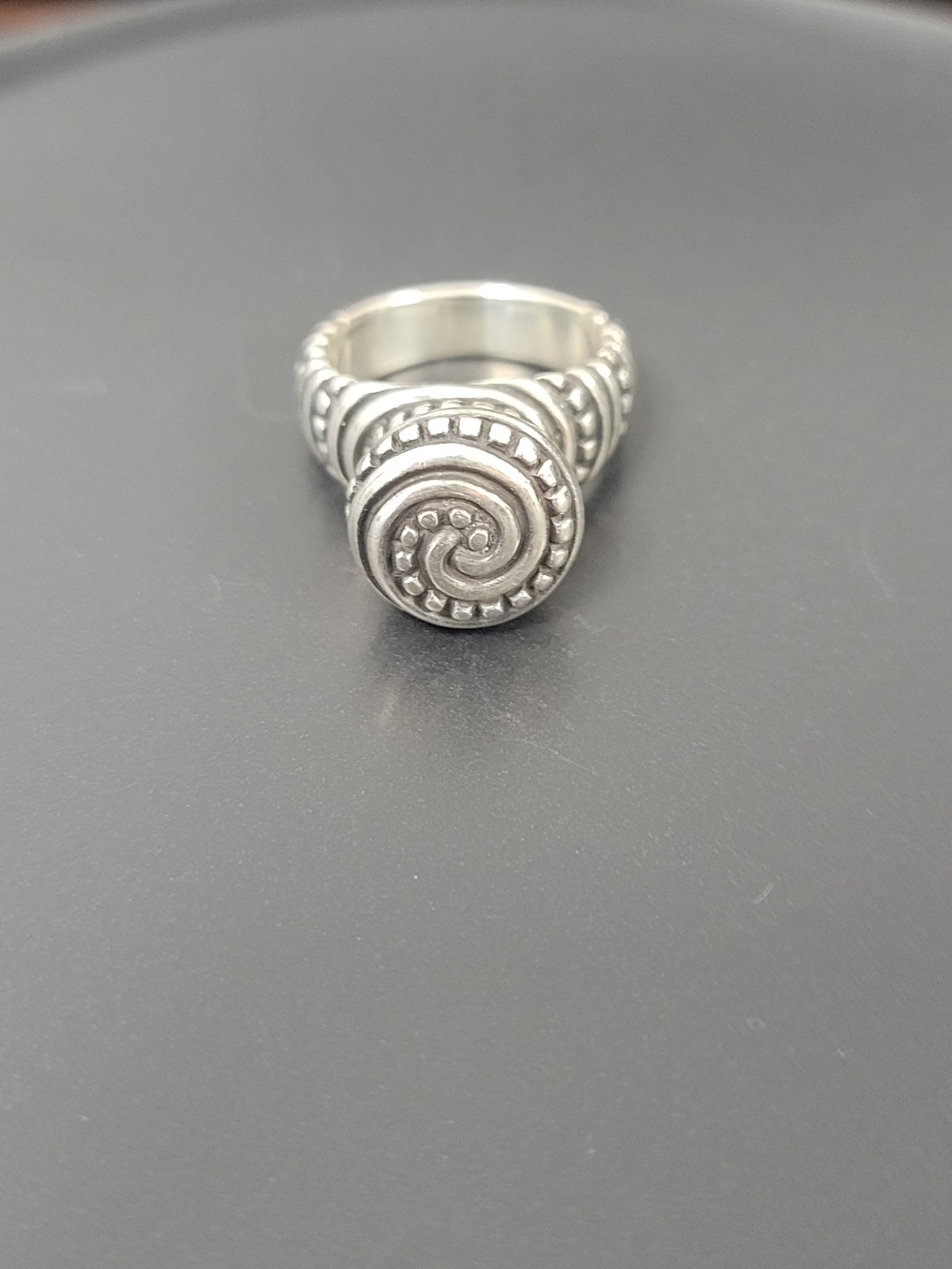 James Avery Retired African Beaded Swirl Ring S6